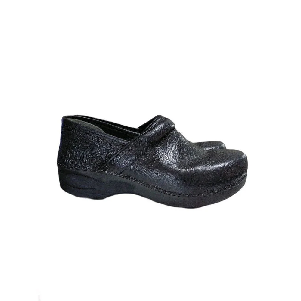 DANSKO XP 2.0 Professional Black Tooled Leather Clogs Size 9 Comfort Shoes
